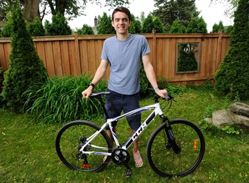 Ivey student biking to raise funds for Syrian family