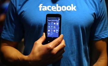 Niraj Dawar | Why Facebook’s unbundling strategy makes sense
