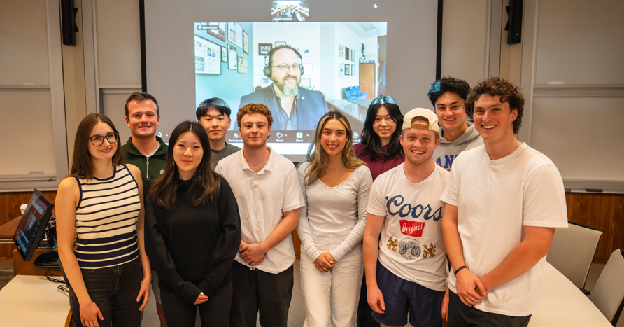 New Ivey course prepares students to tackle business in a political world