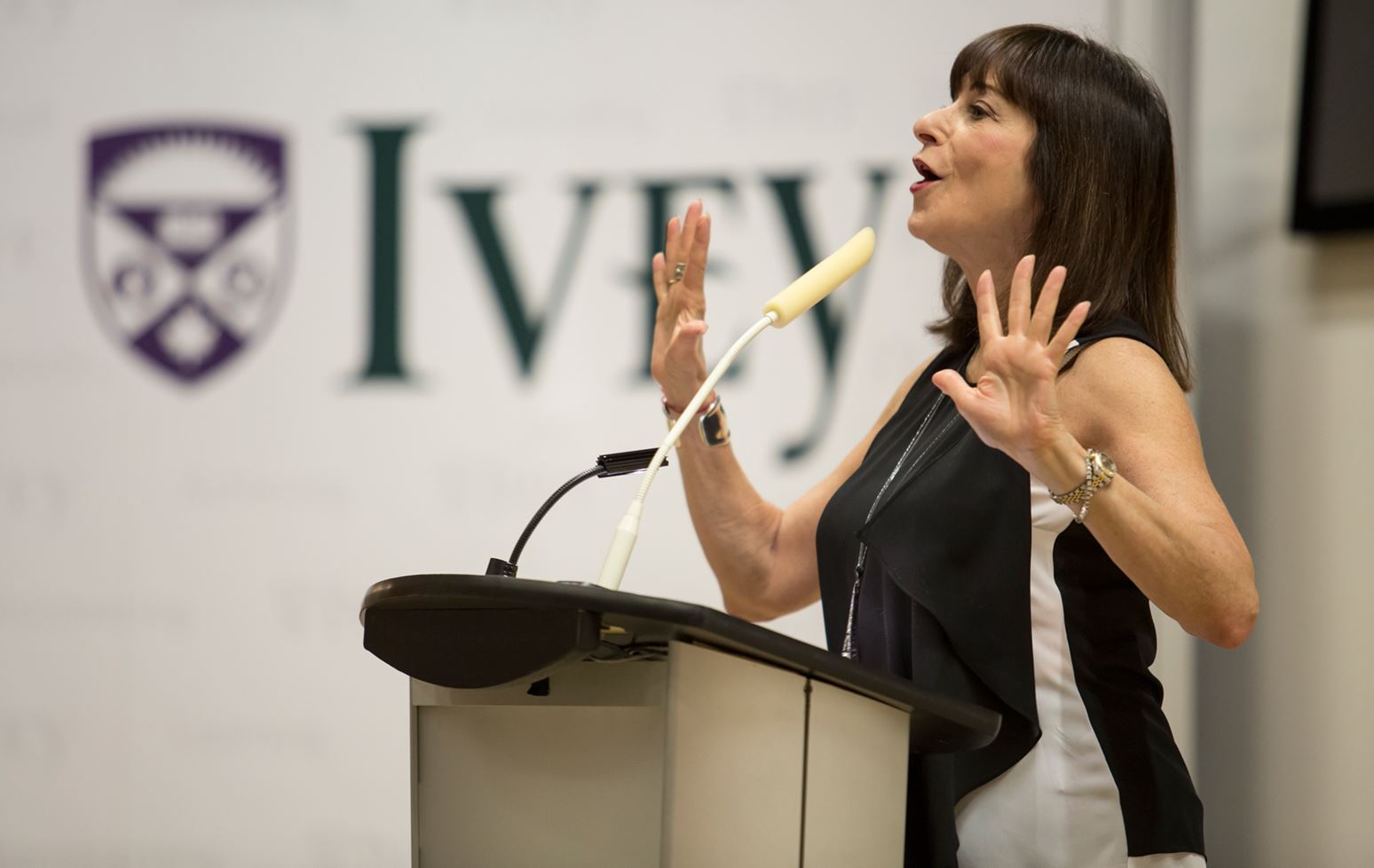HBA Candour Conference | Three lessons on character from Jeanne Beker 