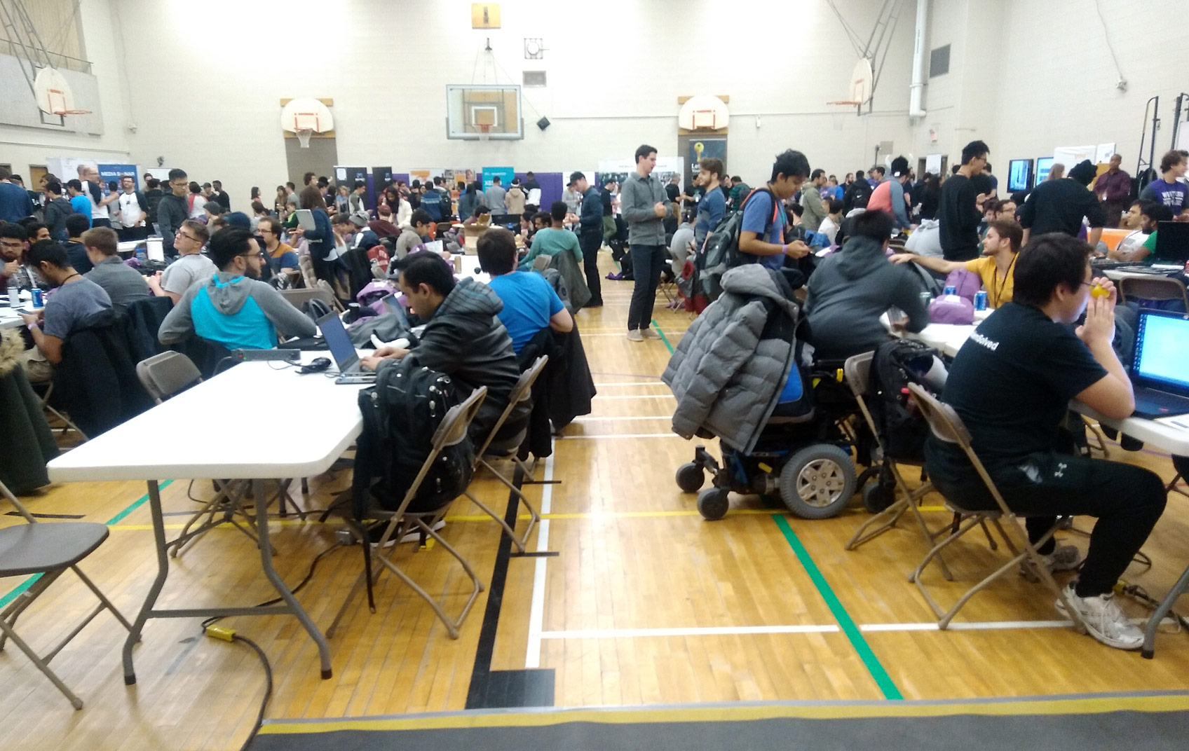 Hack-Western-participants - cropped for thumbnail.jpg