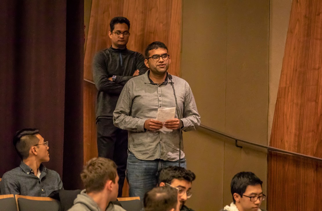 Students participate in a Q&A session with Paul Lountzis-1