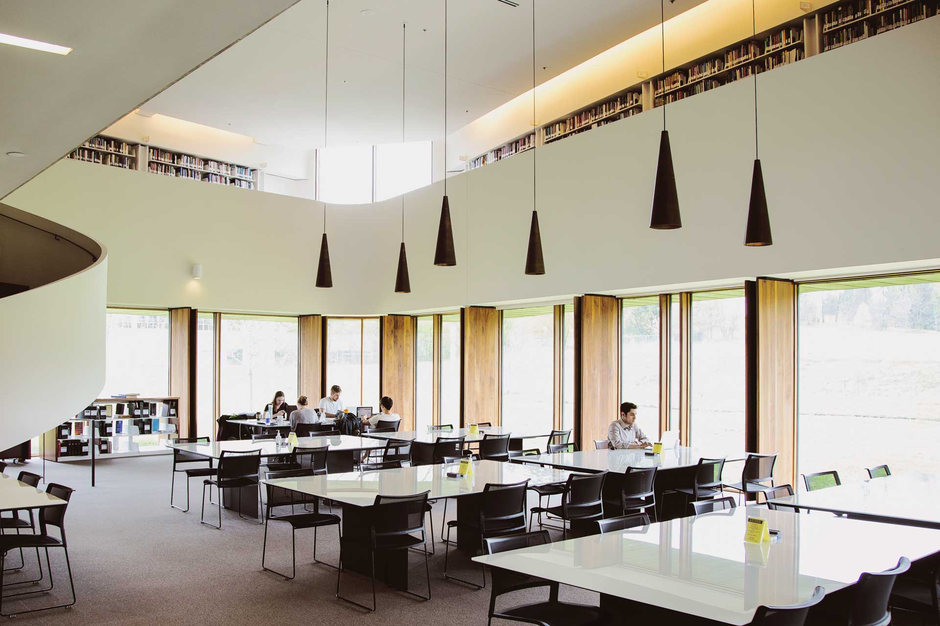 洋書 Financing Universities in Developing Cou Auditor general raises concerns over international student