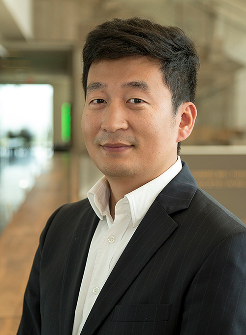 Liang (Arthur) Li