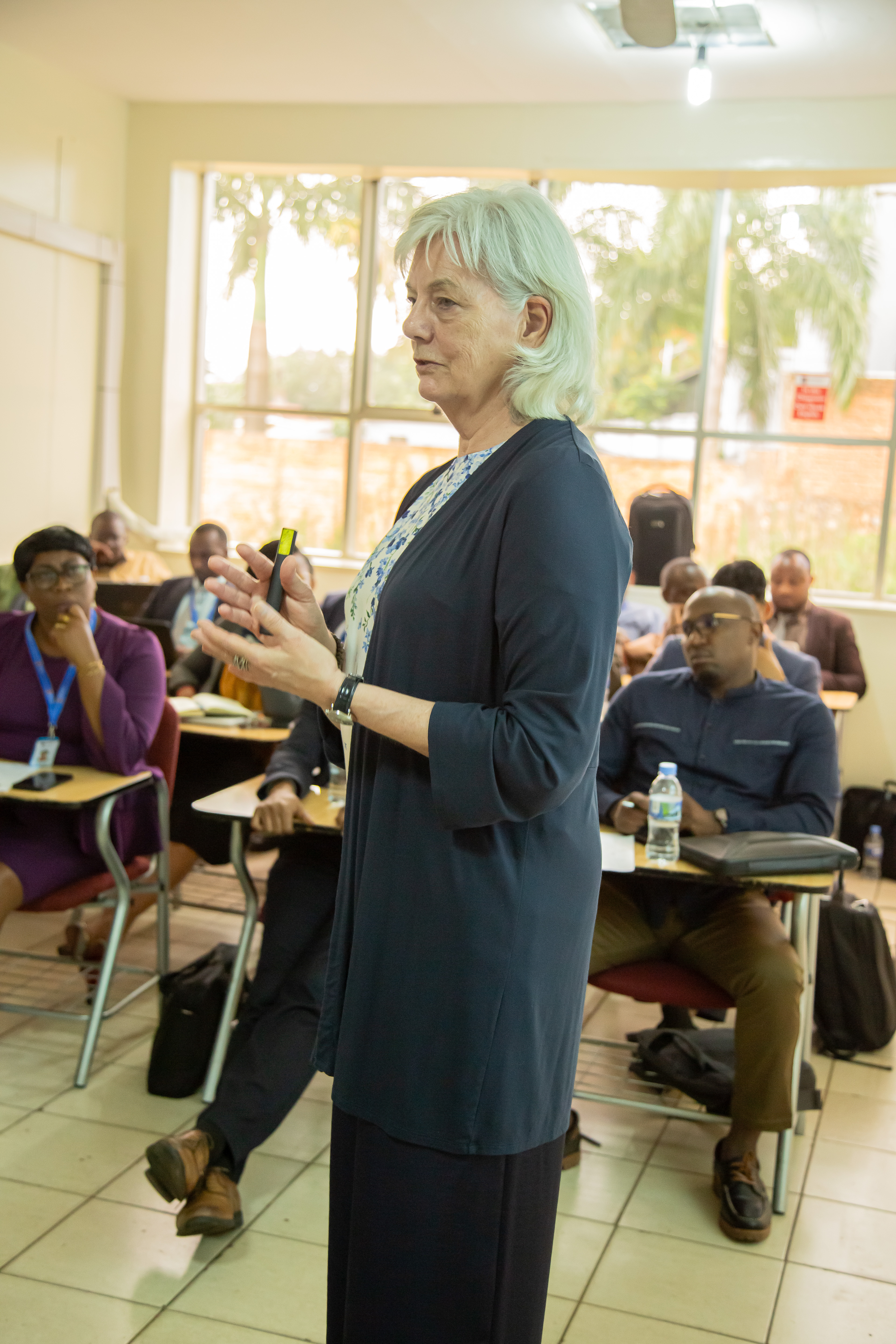 Professor Iris Berdrow leading a Business Case Teaching Workshop at the University of Kigali (UoK).