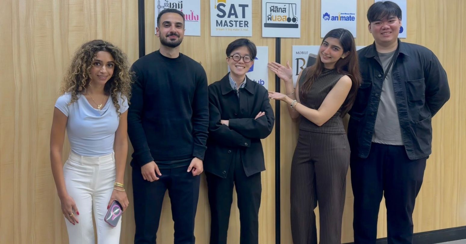 Tanishtha Thakur, fourth from left with the HatoHub team