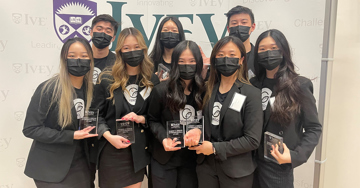Students win entrepreneurial prize for all-natural caffeine candy idea