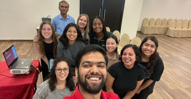 Aarushi Mehtha with a group of students at their IGL experience