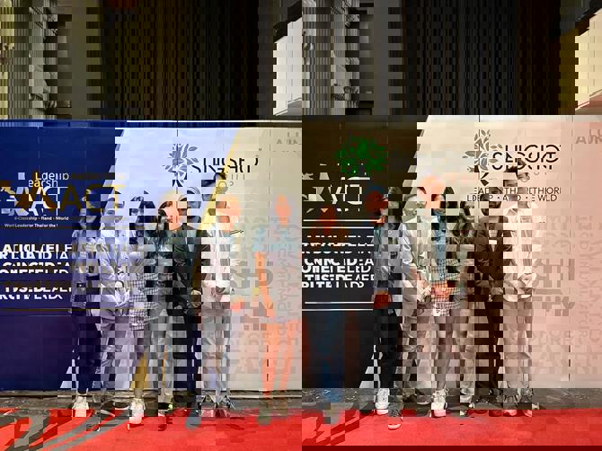 Six Ivey Global Lab participants
