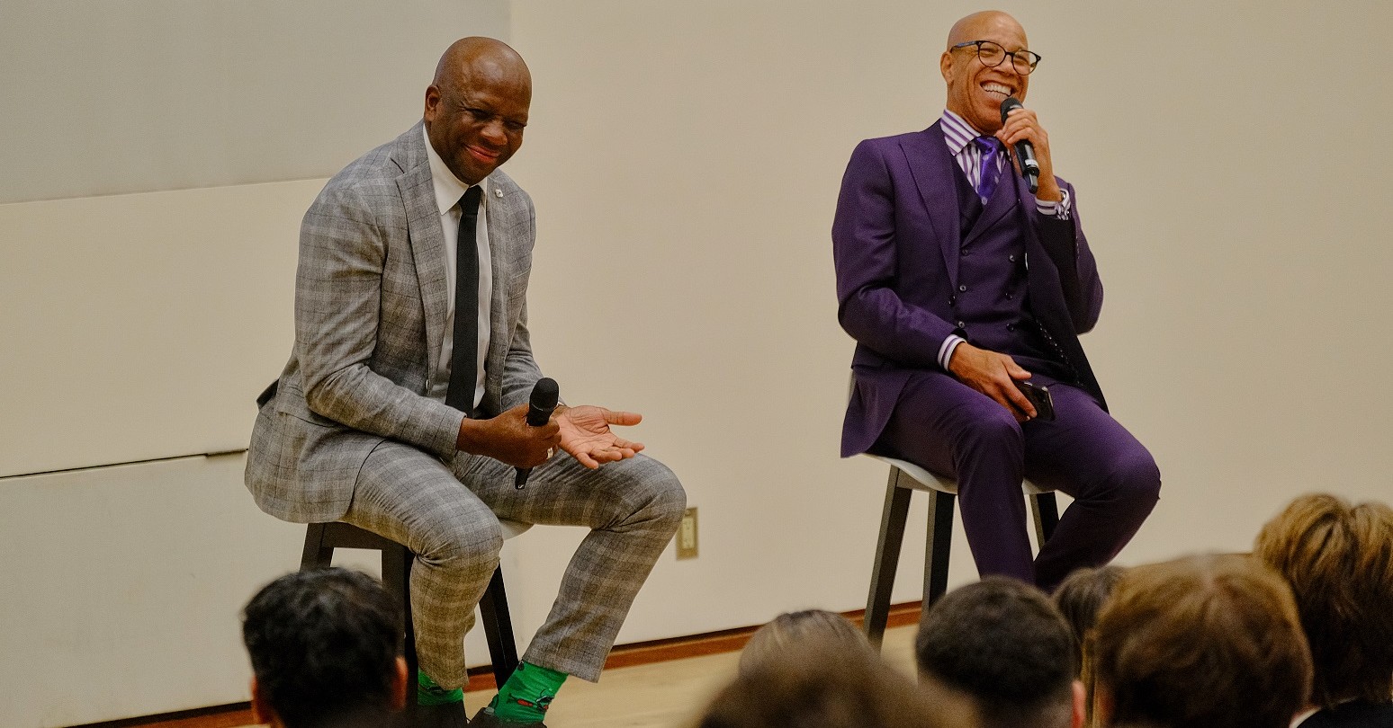 Donovan Bailey (left)