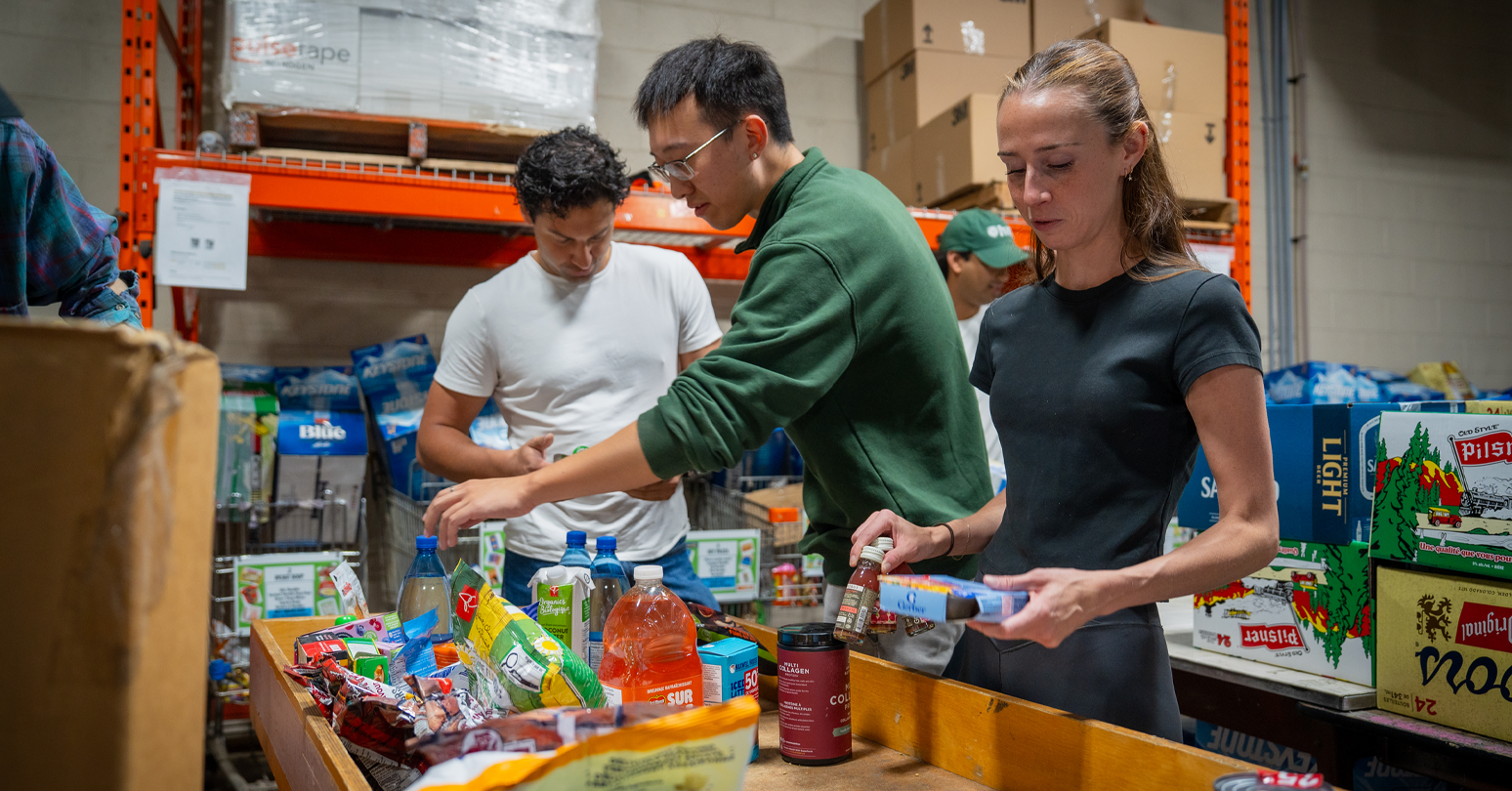 Ivey's MBA students volunteering at the London Food Bank