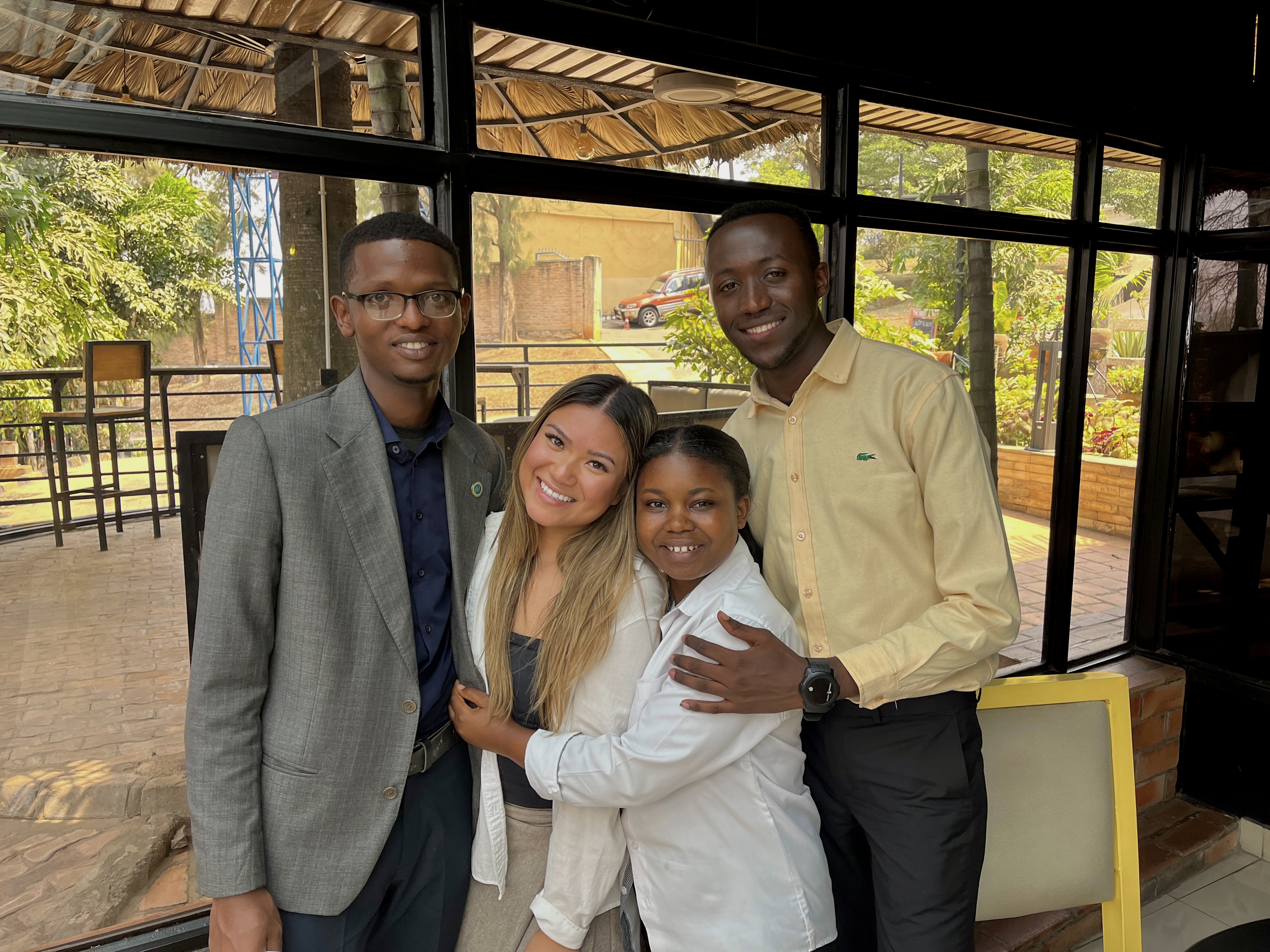 Hannah Ounkham And Fellow Ivey Students