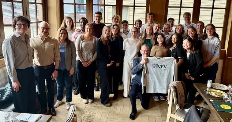 Ivey Energy Summer School participants with Mark Maki