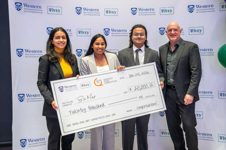 Serial entrepreneurs and material scientists win BerQ RNG Business Plan Competition