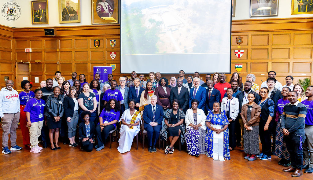 very large group assembled for the Africa Day Group Portrait