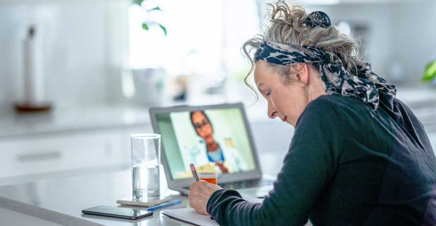 Transforming senior healthcare in Canada: Connected care, AI, and digital innovation