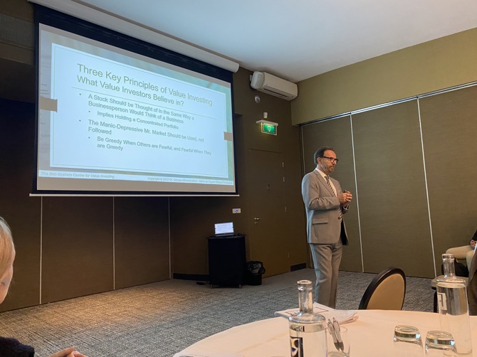 Dr. George Athanassakos presenting at the CFA Society in Amsterdam