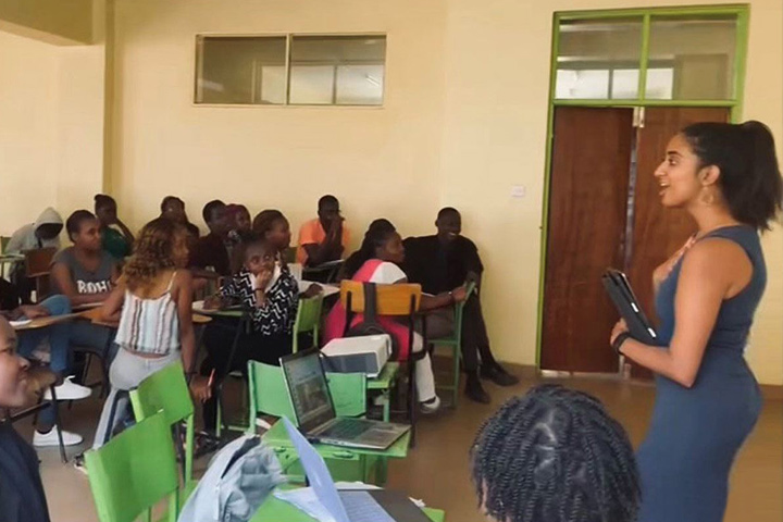 Deshna Kanesalingam teaching in Kenya in 2022