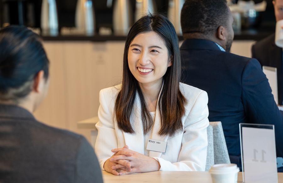 A women having a conversation with someone