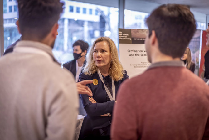 Kim Shannon speaking to George Athanassakos and his value investing students