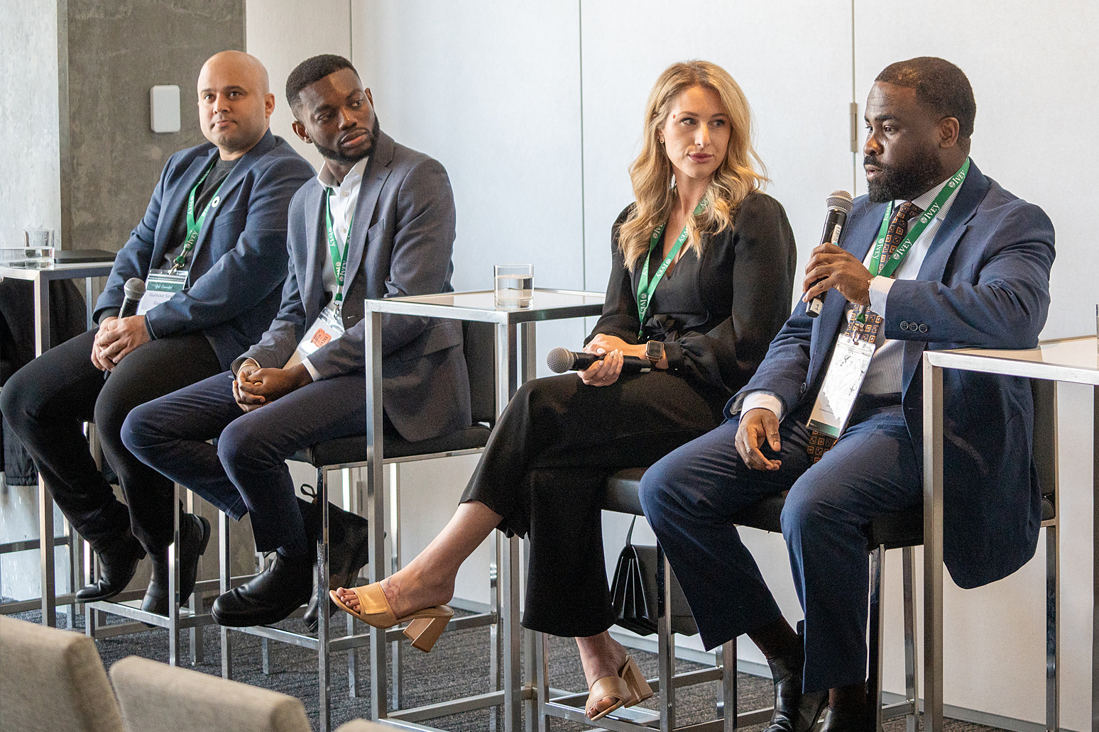 Students having a discussion at the MBA Get Connected event